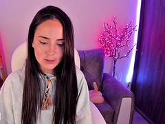 Babe, Brunette, Dildoen, Hardcore, Latina, Alene, Tenåring, Pupper
