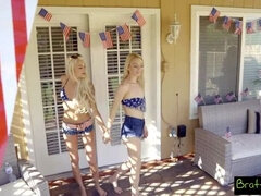 Bikini, Rubia, Mamada, Polla, Al aire libre, Pequeña, Coño, Afeitado