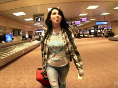 Γαμήσι με γροθιά, Αυνανισμός, Οργασμός, Δημόσιο, Ντουζ, Μόνος