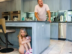 18, Rit, Velik kurac, Blondinka, Fafanje, Naravne joške, Koščena, Joške