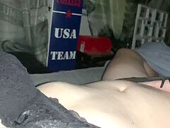 J�ai le Hoquet, je la Baise pour l�Arr�ter.