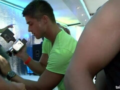 Vestidas, Interracial, Lésbica, Orgia, Festa, Cetim, Swingers, Molhadoa