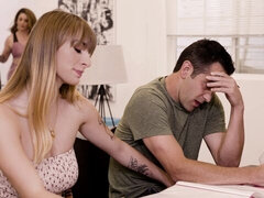 デカ尻, デカパイ, ブロンド, 手コキする, 自然山雀, 剃毛, タトゥー, ティーン