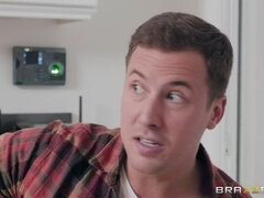 Blondin, Otrohet, Fötter, Klackar, Milf, Fitta, Styvmamma, Tatuering