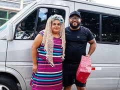 Pijpbeurt, Autobus, Stel, Sperma in mond, Rijpe lesbienne, Rijden