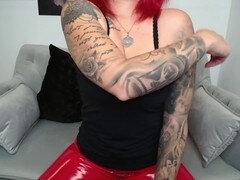 18 ans, Européenne, Pieds, Allemand, Cuir, Rousse roux, Spandex, Tatouage