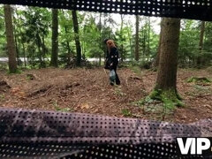 Betrug, Europäisch, Freundin, Hardcore, Natürlichen titten, Im freien, Pov, Rotschopf