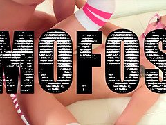 デカ尻, デカチン, デカパイ, ブロンド, 手コキする, Hd, なめる, オマンコ