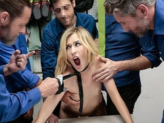 18 jaar, Amerikaans, Pijpbeurt, Dominatie, Groepseks, Kantoor, Politie, Tiener