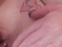 Grote mammen, Brits, Kut duiken, Kousen, Verassing, Vibrator