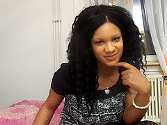 Stor pik, Store bryster, Blondine, Lækker, Langt ned i halsen, Brækfornemmelse, Pornostjerner, Bryster