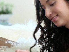Gesztenyebarna, Pénisz, Nagylány, Természetes mellek, Filigrán alkatú, Lovaglás, Tini, Begyek