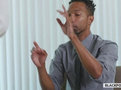 Blondína, Masturbácia, Prirodzené prsia