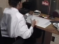 Kotě, Velké kozy, Brunetka, Dvojitá penetrace, Spodní prádlo, Milf žcbp, Kancelář, Švédská rojka