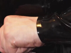 Nazí chlapi, Dominace, Femdom, Fetiš nohou, Ponížení, Latex, Milenka, Otrok