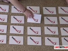 Ερασιτέχνης, Σπιτικό, Λεσβία, Γδύσιμο