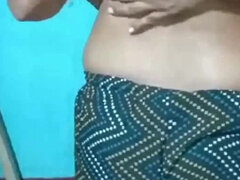 18, デカ尻, フェラチオ, カップル, 中出し, 自家製, 乳首