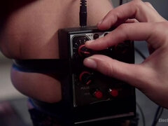 Analny, Elektro, Siadanie na twarzy, Upokorzenie, Lesbijka, Kara, Cipka, Niewolnik