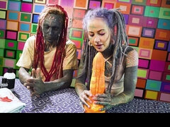 Pár, Dildo, Fetiš, Gotika, Hd, Tetování, Kozičky, Hračky