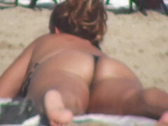 Amatööri, Iso perse, Isot tissit, Kotitekoinen, Luonnolliset tissit, Ulkona, Julkinen, Tirkistelijä