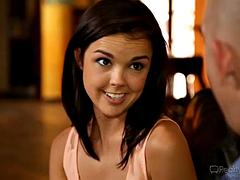 Μωρό, Πίπα, Γλείψιμο, Ώριμη γυναίκα, Έφηβος, Τρίο