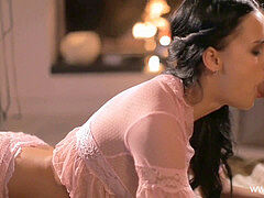 Πίπα, Μελαχροινή, Ώριμη γυναίκα, Μαμά