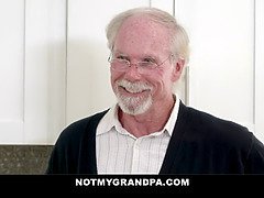 Blasen, Spermaladung, Schwanz, Grossvater, Hardcore, Hd, Jungendliche (18+), Titten