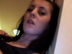 Monumentális dákó, Cumizás, Gesztenyebarna, Kutya póz, Filigrán alkatú, Vékony, Tini, Begyek