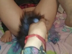 First time trying an ass plug feels painful yet pleasureful for Keylee Amor