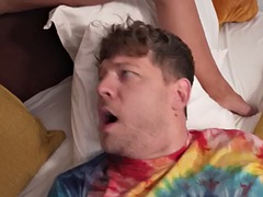 Babe, Stor pik, Slikning, Ridning, Tatovering, Teenager, Trekant, Legetøj