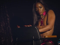 Hot ebony MILF babe Ana Foxxx solo porn