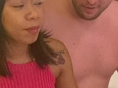 Ázsiai, Érett feleség, Filigrán alkatú