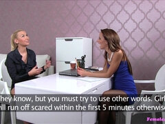 Rjavolaska, Evropska, Lezbijke, Denar, Naravne joške, Pisarna, Resničnost, Vibrator