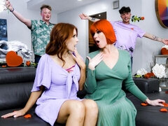 큰 엉덩이, 큰 음경, 큰 가슴, 오랄섹스, 도기스타일, 포섬, 빨간 머리