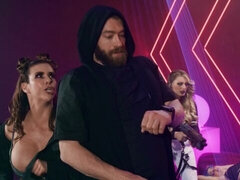 MILF doll with big bottom Alexis Fawx fucked by a long wiener