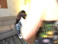 Stor pik, Store bryster, Pik sutte, Brunette, Slikning, Pov, Bryster