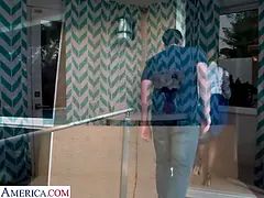 Stor kuk, Stora tuttar, Blondin, Avsugning, Creampie, Handjobb, Hd