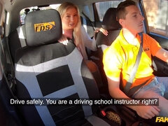 Ερασιτέχνης, Ξανθιά, Μελαχροινή, Τζήν, Φιλί, Εκτός, Πρώτου προσώπου, Βυζιά