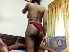 Cul à la bouche, Gros cul, Grosse bite, Sucer une bite, Couple, Branlette thaïlandaise, Adolescente