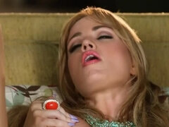 Store pupper, Blond, Kjole, Hæler, Onani, Fitte, Tattovering