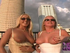 Blond, Blotting, Hd, Naturlige bryster, Offentlig, Fitte, Pupper, Upskirt