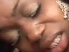 Sexy Ebony Babe Gives a Great BlowJob and Fuck to a Hung Stud