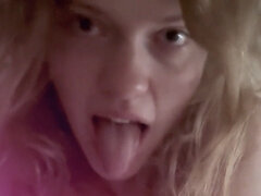 A Young Lust Lady Gives Man A Hot Blowjob And Take Cum In Her Mouth