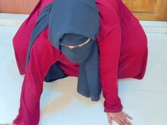Hot Arab stepmom Aria Mia with a massive butt gets stuck under the chair!