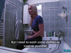 Kont, Badkamer, Blond, Tsjechisch, Hondjeshouding, Natuurlijke tieten, Douche, Nat