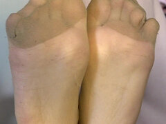 Nina's Smelly Nylon Feet - dreamgirls in Socks