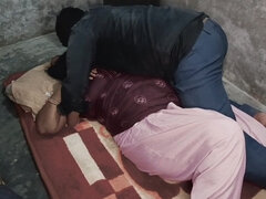 Newly Love Married Couple Romance for the First Time and Make Hindi Sex Video
