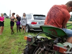 Oblečena, Gangbang, Domaci pornič, Orgija, Zunaj, Lulanje, Saten, Svingerji