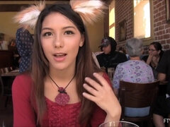 Morena, Linda, Al aire libre, Público, Afeitado, Calientapollas, Adolescente, Tetas