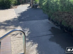 Lauren Pixie - Lauren Takes A Load - Lauren pixie